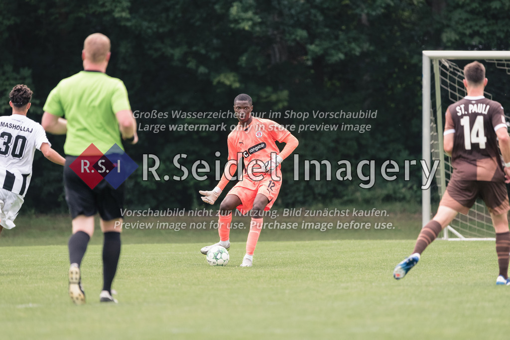 RS-1-060010 | Ronny Boamah Seibt (#12, FCSP, Torwart)