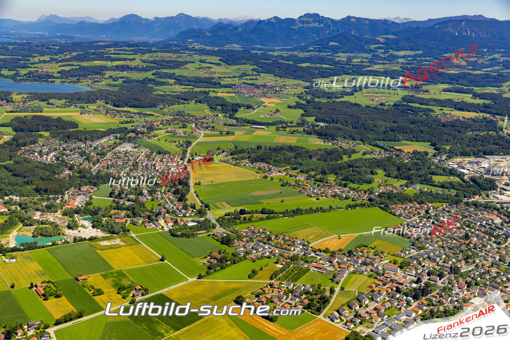 Aktuelles Luftbild von Haidholzen Stephanskirchen - Die Luftaufnahme wurde 2022 mittels UL-Flugzeug erstellt ( keine Drohne ) - hochauflösende Kamera-Systeme von  Canon -Beste Qualität - Für grossformatige Ausdrucke geeignet. Die Geschenkidee !