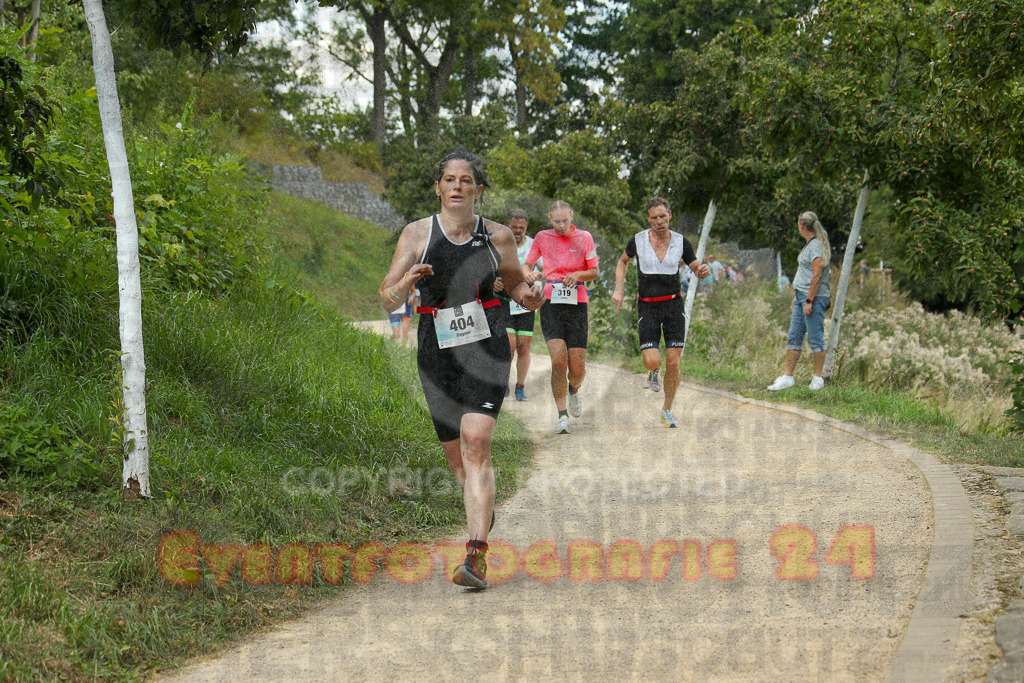250824_1348_EX1_3733 | Sportfotografie im Rhein-Sieg Kreis, Köln, Bonn, NRW, Rheinland Pfalz, Hessen, etc. Unser Tätigkeitsfeld umfasst den Laufsport vom Volkslauf über den Marathon, Duathlon, Triathon bis zum Ultralauf wie Kölnpfad Ultra oder Schindertrail.