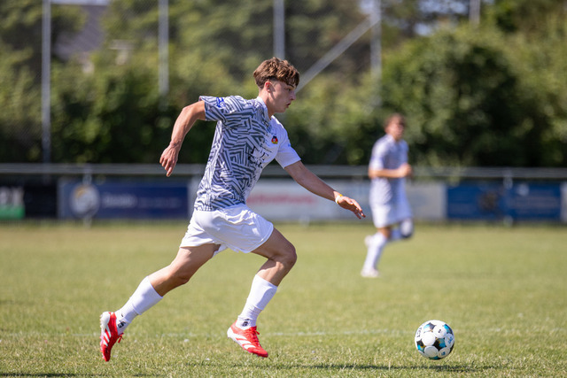 FC Scharbeutz 1 - Tema Chase Football Club I DanaCup 2026 051 | Herzlich willkommen in meiner Fotogalerie für Sportmannschaften. Schau gerne mal rein, vielleicht ist Dein Team ja auch dabei! Falls nicht, schreib mir und wir ändern das! :)  - Realisiert mit Pictrs.com
