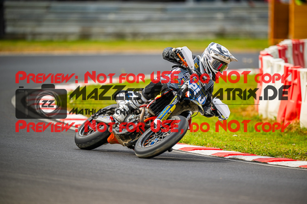 MaZZes_FotoMatrix_230702_7230 | S3