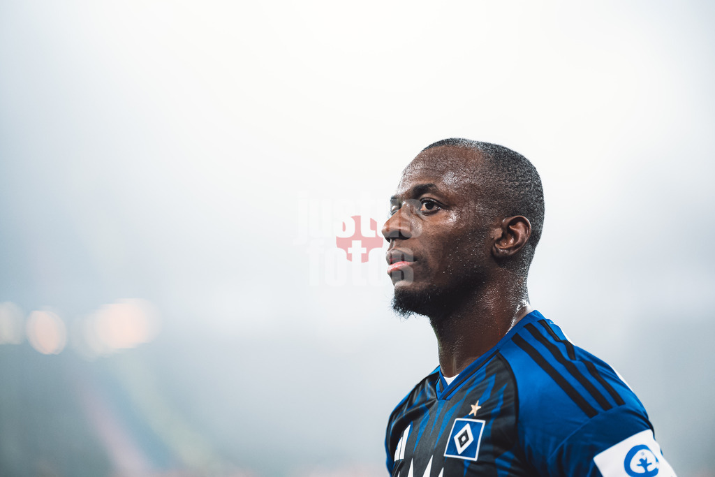 Fußball | Männer | Saison 2025/2026 | 1. Fußball-Bundesliga | 13. Spieltag | Hamburger SV vs. SV Werder Bremen | 07.12.2025 | Jean-Luc Dompe (#7, HSV)