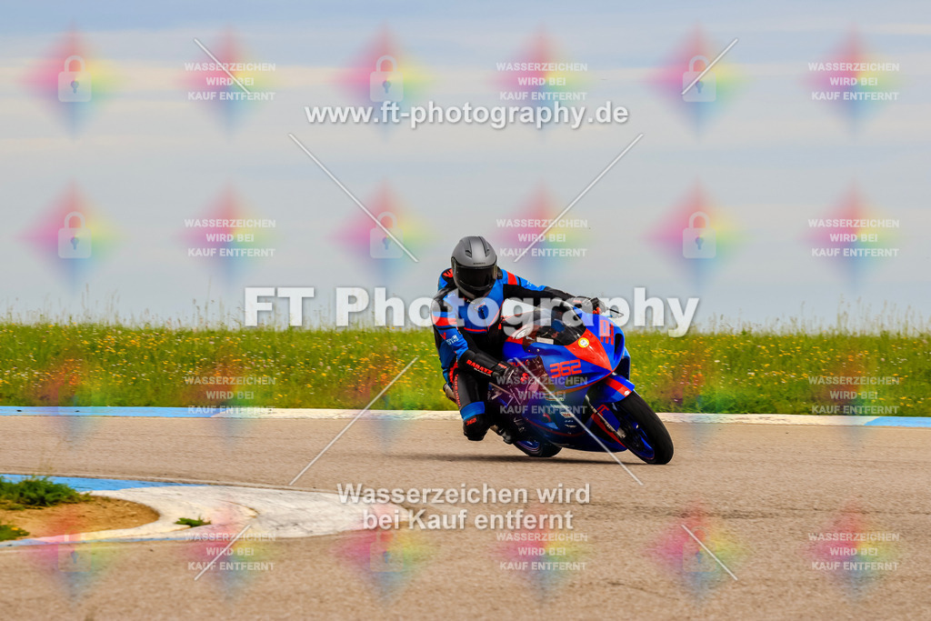 MotoTeam-2573 | Hier findet Ihr Bilder von Touristenfahrten auf der Nürburgring Nordschleife oder von anderen Veranstaltungen die ich besucht habe. Viel Spass beim Durch Schauen 