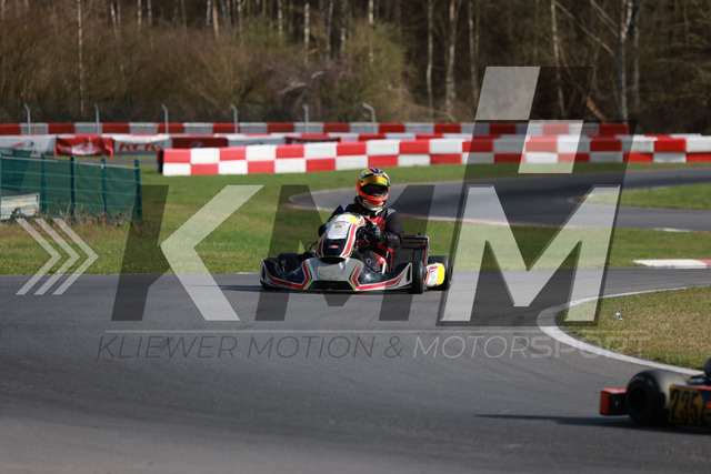 0DKP1722 | Kliewer Motion & Motorsport - Realisiert mit Pictrs.com