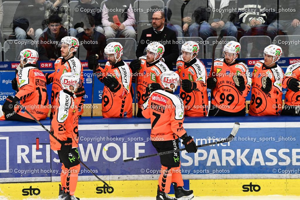 EC IDM WÄRMEPUMPEN VSV vs. MOSER MEDICAL GRAZ99ERS | Spielerbank Graz 99ers, #7 Nicholas Bailen Graz 99ers, #20 Nico Brunner Graz 99ers, #17 Manuel Ganahl Graz 99ers, EC IDM WÄRMEPUMPEN VSV vs. MOSER MEDICAL GRAZ99ERS, EC IDM WÄRMEPUMPEN VSV vs. MOSER MEDICAL GRAZ99ERS am 17.03.2026 in Villach (Stadthalle Villach), Austria, (Photo by Bernd Stefan)