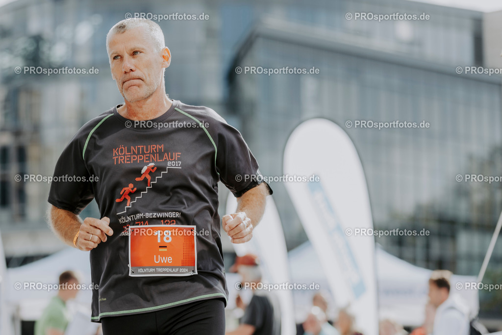 240825_Treppenlauf-65 | Professionelle Fotos Ihrer Laufsportveranstaltung.
