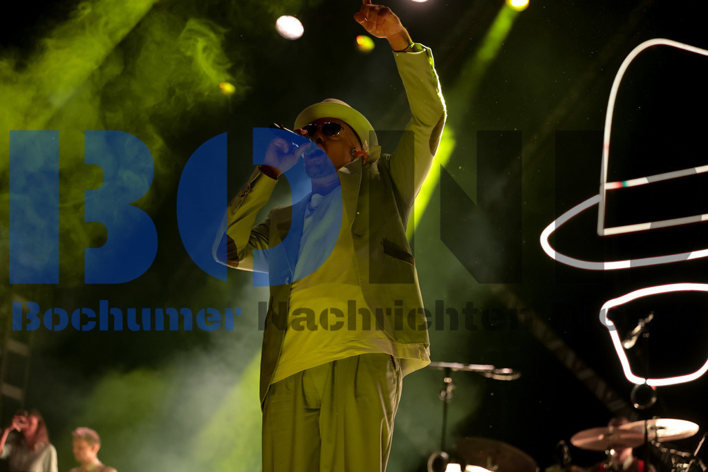 Zeltfestival Ruhr 2024 - Jan Delay  {date} -  | {headline}(Foto: Sebastian Sendlak / BOND) - Realisiert mit Pictrs.com