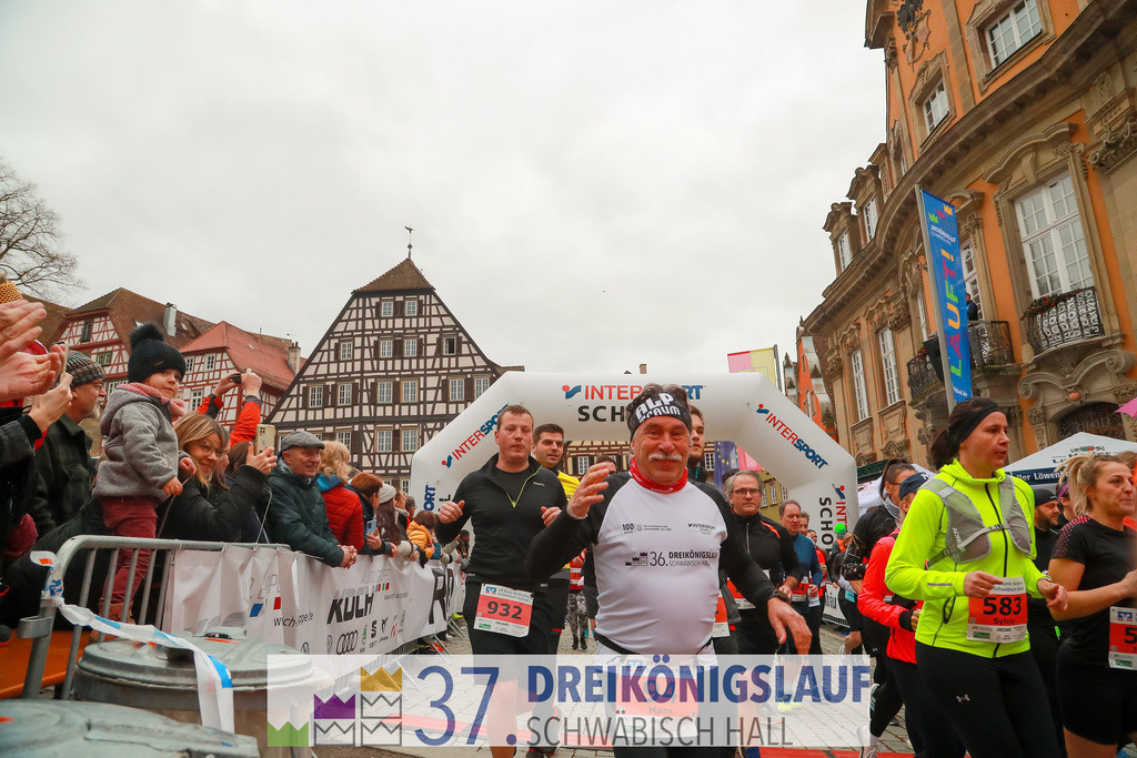 VR Bank Hauptlauf 10000m | 3 Koenigslauf 2023 - Realisiert mit Pictrs.com