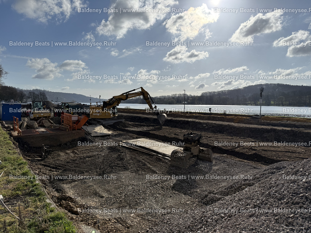 Bautagebuch - Regattatribüne Baldeneysee | Alle Nutzungsrechte vorbehalten. Jede Nutzung des Bildes bedarf einer gültigen Lizenz. Der Urheber- und Quellenhinweis „Foto: Cesar von Meissen / Baldeneysee.Ruhr“ ist bei jeder Veröffentlichung direkt am Bild anzubringen. Eine Weitergabe, Unterlizenzierung oder Weiterveräußerung an Dritte ist unzulässig. - Realisiert mit Pictrs.com