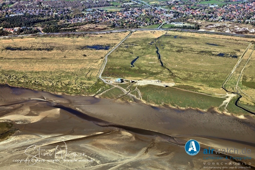 Halligen-Inseln-Weltnaturerbe-Wattenmeer-04-2023-airwatch-wagner-240A0556 | Entdecken Sie atemberaubende Luftbilder und Fotografien auf airwatch.de - Tauchen Sie ein in eine Welt voller faszinierender Aufnahmen aus der Vogelperspektive.