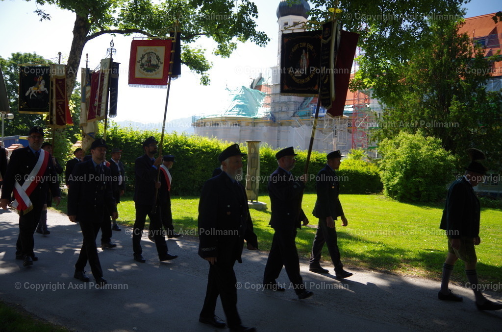 IMGP6547 | fotografiert von Axel PollmannLeonhardi Wallfahrt Benediktbeuern und Murnau, Fronleichnam, Fasching, Landschaft im Loisachtal und Benediktbeuern  - Realisiert mit Pictrs.com