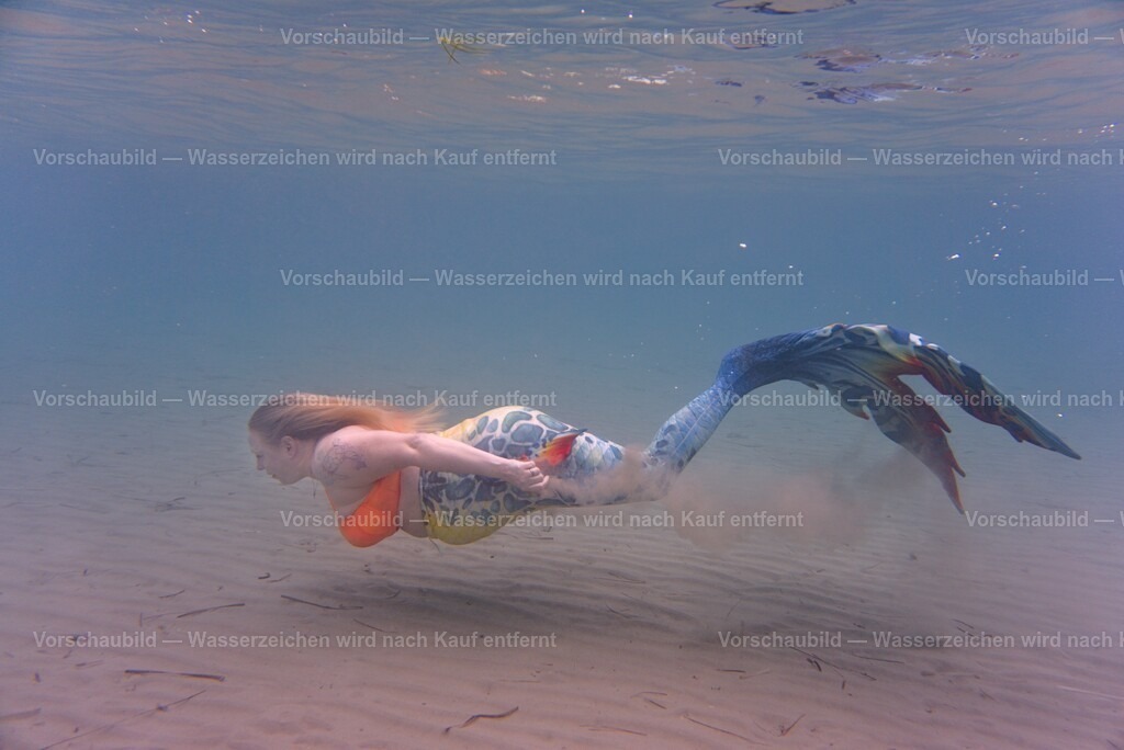 2025-05-29-120451_DSC09345 | Martin Fiedler Fotografie - Ausdrucksstarke Portraits im Raum Nürnberg - Realisiert mit Pictrs.com
