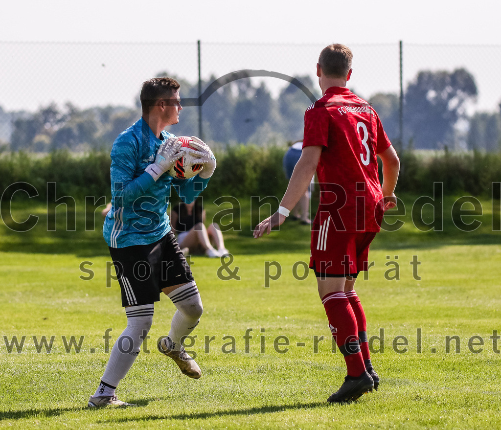 2023-09-10_018_TuS_Oberding_gegen_FC_Hohenpolding | Oberding, Deutschland, 10.09.2023:
Fußball, Kreisklasse 2023 / 2024, 6. Spieltag, TuS Oberding gegen FC Hohenpolding, Endergebnis: 1:1

Foto: Christian Riedel / fotografie-riedel.net