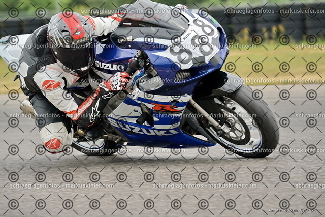 25bt05-1211 | markuskiefer.com - Realisiert mit Pictrs.com
