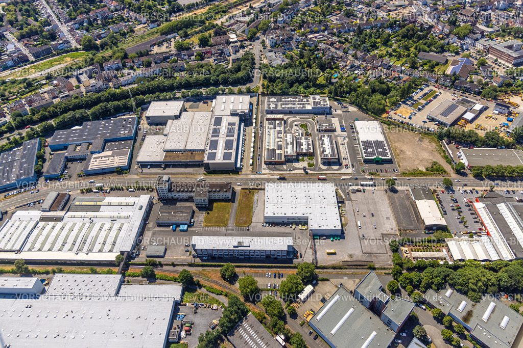 Muelheim230704227 | Luftbild, BOC, Mr. Wash Autowaschanlage, Solardach, Gewerbegebiet Weseler Straße, Speldorf, Mülheim an der Ruhr, Ruhrgebiet, Nordrhein-Westfalen, Deutschland