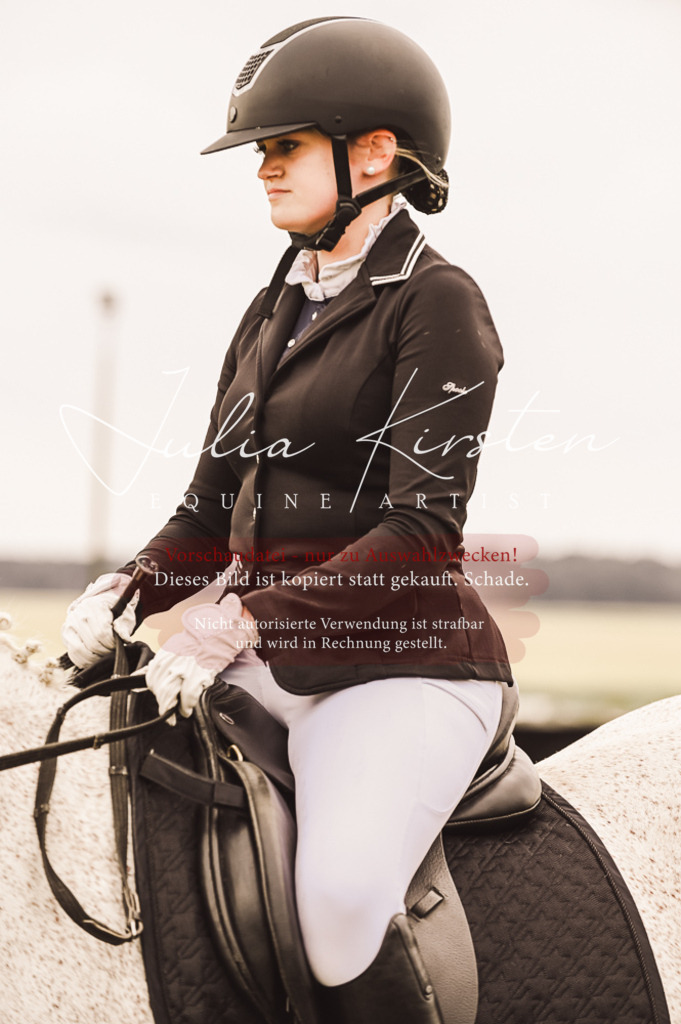 DSC_4953 | Pferde- und Turnierfotografie in Westsachsen. Pferdeportraits, Auftragszeichnungen und intuitive Kunst.
