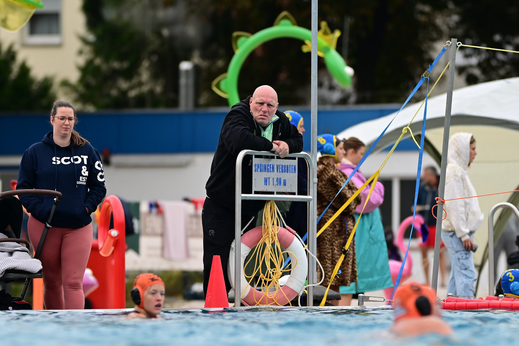 Wasserball I Mixed I 52. Int. Wasserballturnier Buxtehude | Der Sportfotograf. - Realisiert mit Pictrs.com