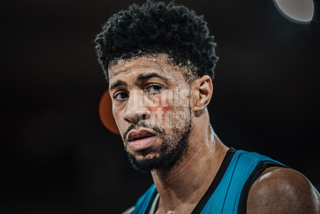 Basketball | Männer | Saison 2024/2025 | easyCredit Basketball Bundesliga | 16. Spieltag | Veolia Towers Hamburg vs. Telekom Baskets Bonn | 10.01.2025 | Jordan Barnett (#21, Veolia Towers Hamburg)