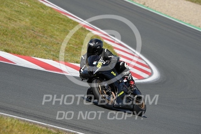 2025_05_12_PBK_12226 | Sportfotografie; SlowMotion; Video; Rennstrecke; Hafeneger; Speer; Racing; RSE; BMW; CBO; Trackday; Motorsportarena; Hockenheimring; Brno; Most; Barcelona; Valencia