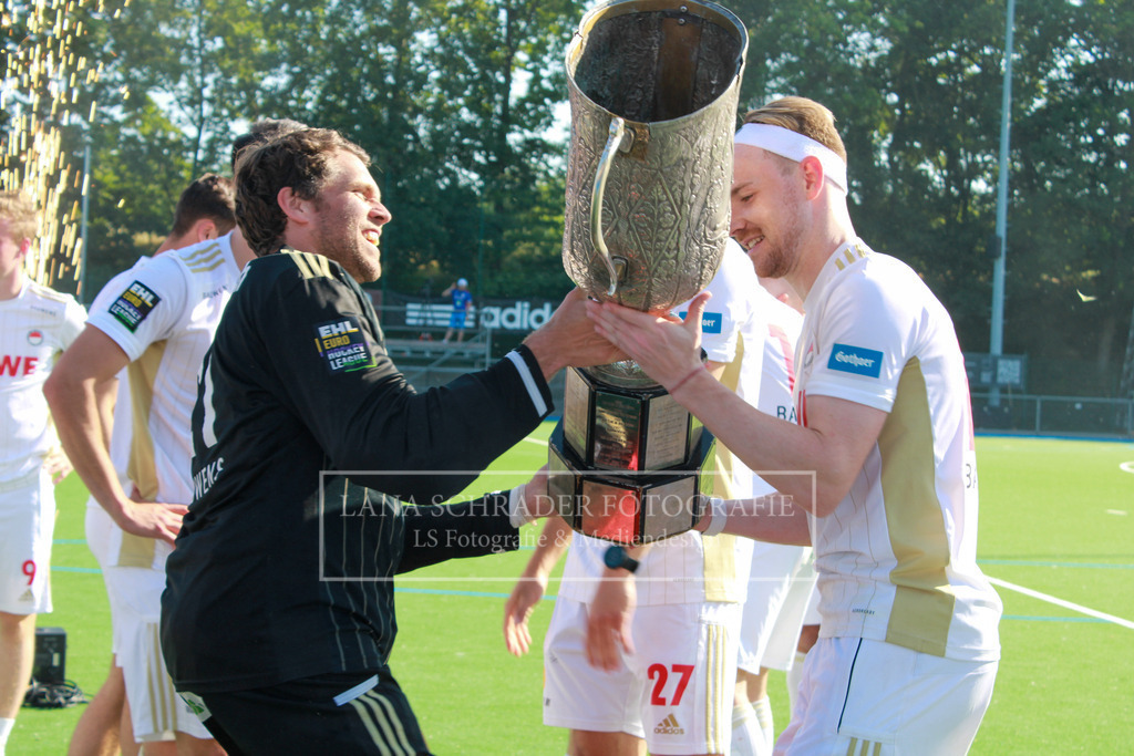DM23 Finale Herren Mannheimer HC -  Rot-Weiß Köln 04.06.23-246 | lanaschraderfotografie - Realisiert mit Pictrs.com