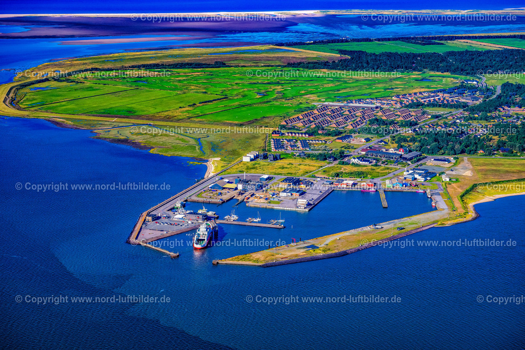 Römö_Dänemark_Hafen_FRS_Fähre_ELS_7111280824280824 | HAVNEBY 28.08.2024 Im Hafen festgemachtes Fährschiff " Limassol " in Havneby auf der Insel Römö in der Region Syddanmark, Dänemark. // Moored ferry in the harbor " Limassol " in Havneby at the island Roemoe in Syddanmark, Denmark. Foto: Martin Elsen