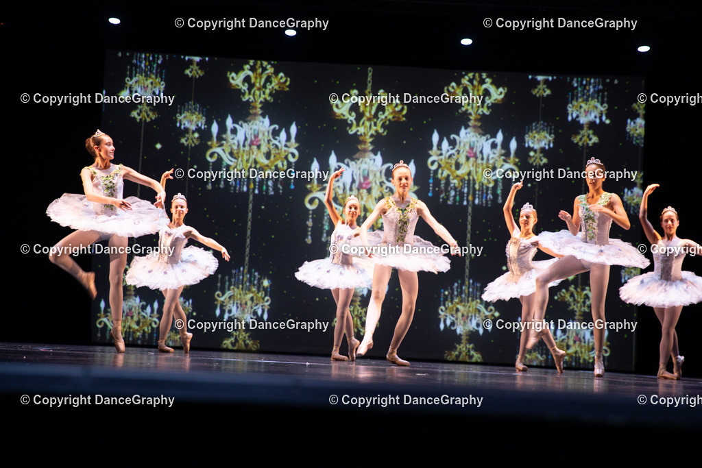 GPHY5861 | DanceGraphy - Realisiert mit Pictrs.com