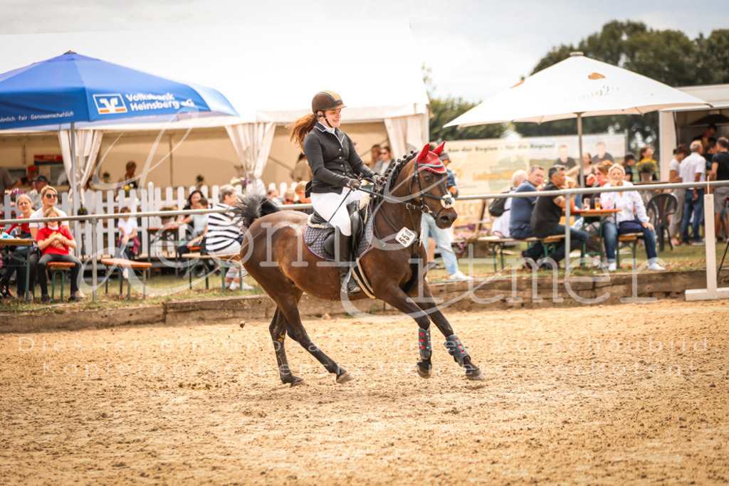 06.SoSpWB00091 | Leoni Ertmer Photography - Realisiert mit Pictrs.com