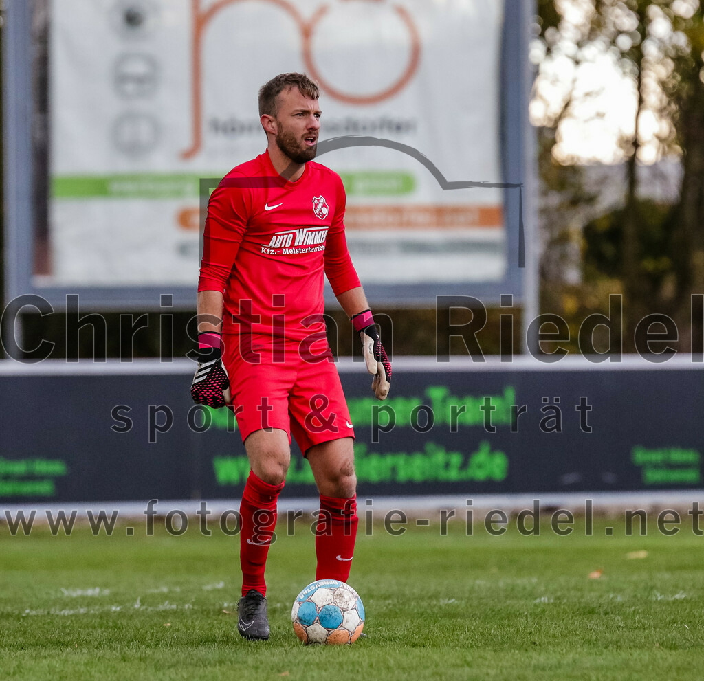 2023-11-11_044_FC_Moosinning_gegen_TSV_Peterskirchen | Moosinning, Deutschland, 11.11.2023:
Fußball, Bezirksliga Oberbayern Ost 2023 / 2024, 17. Spieltag, FC Moosinning gegen TSV Peterskirchen, Endergebnis: 5:0

Torwart Markus Mittermaier (TSV Peterskirchen, #1)

Foto: Christian Riedel / fotografie-riedel.net