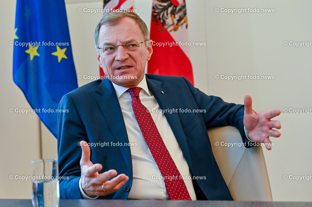 LH Thomas Stelzer (VP)_ 29.12.2022-16 | 29.12.2022, Landhaus Linz, AUT, LH Thomas Stelzer (VP), im Bild LH Thomas Stelzer (VP, Landeshauptmann Oberoesterreich)