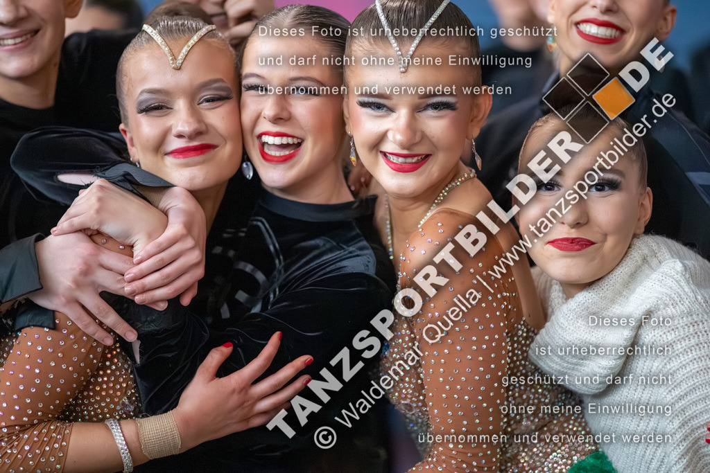 20260321-02683 | Hier finden Sie Tanz Bilder vom Latein und Standard Formationen tanzen. Sportbilder vom Tanzsport. Schöne Fotos und von Weltmeisterschaft, Europameisterschaft, Bundesliga, Regionalliga, Oberliga und Landesliga sowie von GOC Stuttgart, DanceComp, WM Bremen