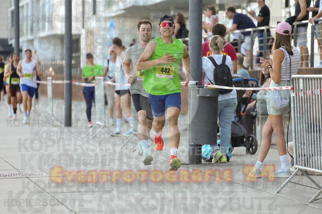 250920_1443_EX1_7379 | Sportfotografie im Rhein-Sieg Kreis, Köln, Bonn, NRW, Rheinland Pfalz, Hessen, etc. Unser Tätigkeitsfeld umfasst den Laufsport vom Volkslauf über den Marathon, Duathlon, Triathon bis zum Ultralauf wie Kölnpfad Ultra oder Schindertrail.
