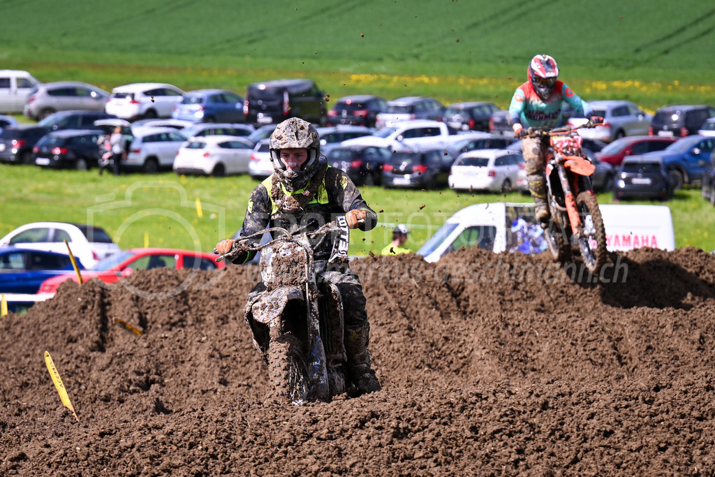 Motocross Schlatt bei Winterthur - 29. April 2023 | Fahrer in der Kategorie MX2 am Motocross Schlatt bei Winterthur, 29. April 2023.
Instagram: @mx_schlatt | @mc_wila | @sam_schweiz
Bild: Sportfotografie Markus Aeschimann | www.markus-aeschimann.ch - Realisiert mit Pictrs.com