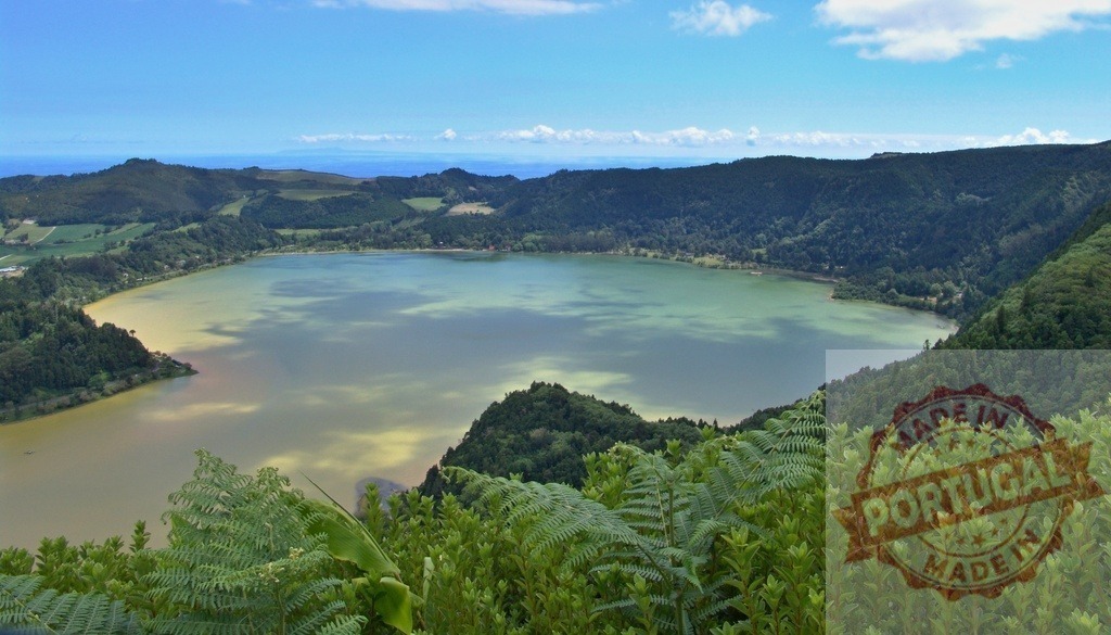 Lagoa das Furnas volcanic lake landscape in Azores Portugal | Lagoa das Furnas is a unique volcanic crater lake on Sao Miguel island, Azores, Portugal - Realized with Pictrs.com