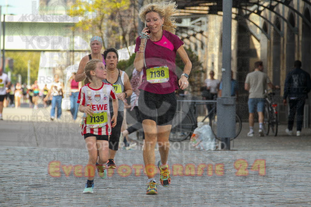 250920_1338_EV4_6331 | Sportfotografie im Rhein-Sieg Kreis, Köln, Bonn, NRW, Rheinland Pfalz, Hessen, etc. Unser Tätigkeitsfeld umfasst den Laufsport vom Volkslauf über den Marathon, Duathlon, Triathon bis zum Ultralauf wie Kölnpfad Ultra oder Schindertrail.