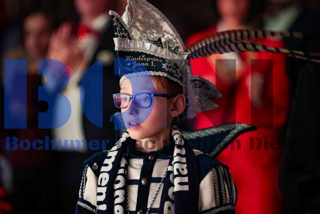 SES_GROBOKA20250208-50 | bond - Realisiert mit Pictrs.com