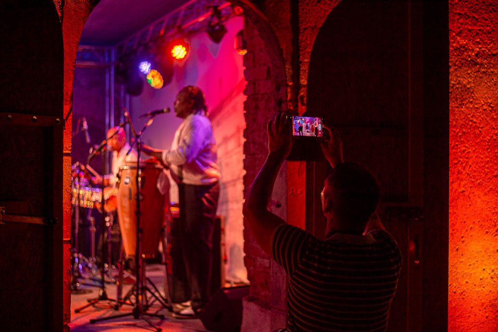 Habana Tradicional | Habana Tradicional im Forte Belvedere Leisnig zum Festival Hallo Leisnig 2022. - Realisiert mit Pictrs.com