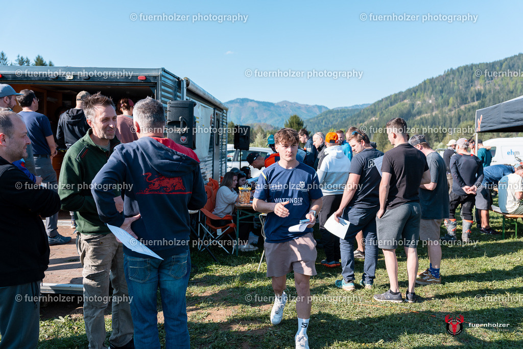 fuernholzer_250501-C1-12 | Fotografische Impressionen von der Red Stag Enduro Extreme by fuernholzer-photography.com. Endurosport in Österreich fotografisch festgehalten von fuernholzer. Auftragsfotografie für Private, Gewerbefotos und Industriefotografie. Eventfotografie, Sportfotografie und Motorsportfotografie. Anbieter von Fotoworkshops, Fototraining, fotografischen Vorträgen und Fotoseminaren.