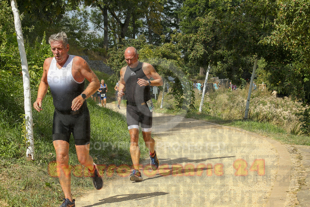 250824_1337_EX1_3001 | Sportfotografie im Rhein-Sieg Kreis, Köln, Bonn, NRW, Rheinland Pfalz, Hessen, etc. Unser Tätigkeitsfeld umfasst den Laufsport vom Volkslauf über den Marathon, Duathlon, Triathon bis zum Ultralauf wie Kölnpfad Ultra oder Schindertrail.