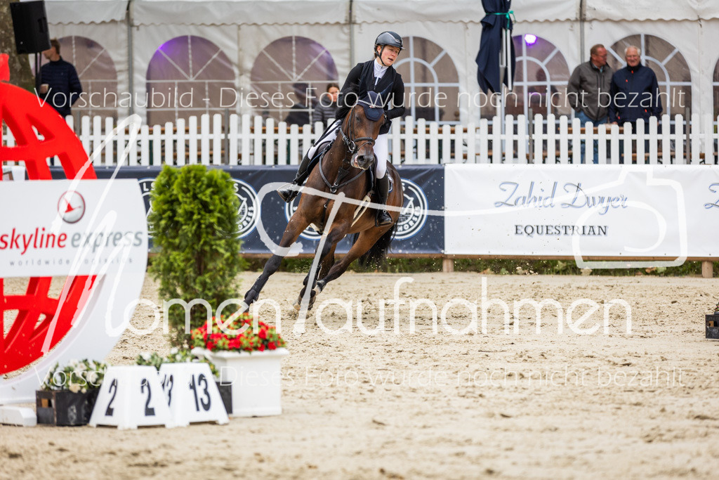 BHO-2PhSpr-M-366 | MomenTaufnahmen Pferdesportfotos