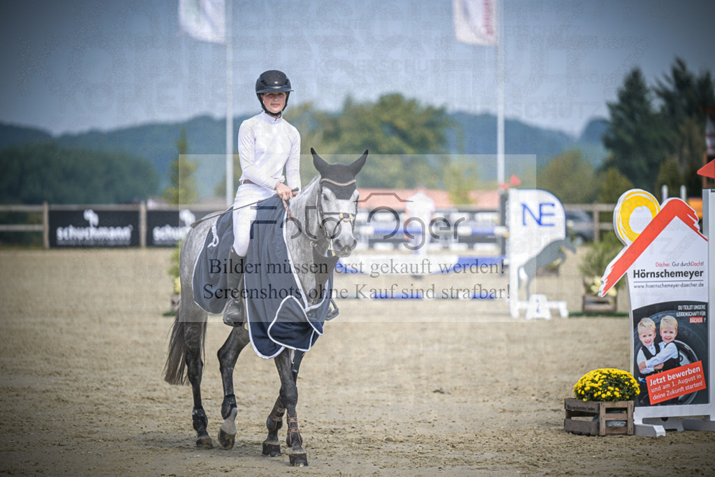 DOS_0002 | Entdecke hochwertige Reitturnierfotos von Foto Oger. Professionell, emotional und authentisch – jetzt Lieblingsmomente im Shop bestellen.Deutschlandweite Turnierfotografie. - Realisiert mit Pictrs.com