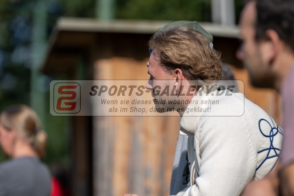 HK_20240922_106699 | 1. Regionalliga West Herren Club Raffelberg - HC Essen 99 am 22.9.2024 Club Raffelberg , Duisburg ,