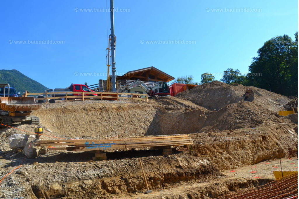 bib-lg02-erdarbeiten-0102 | Nach LV-Leistungsgruppen sortierte Detailfotos über den Bau eines Hauses. Alle Hausbau-Bilder direkt vom Urheber und Autor der Website Haus-Selber-Bauen.com