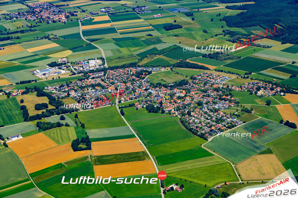 Das Luftbild der Stadt Pürgen wurde 2022 vom Flugzeug heraus erstellt (keine Drohnen-Aufnahmen) Aufnahmehöhe ca.450 Meter- hohe Bildauflösung und Druck-Qualität. Garantiert!