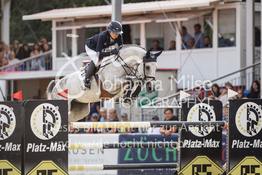 230903_HKM-BCH_Finale6j-128 | Deine schönsten Turniermomente als professionelle Fotos! Entdecke hochwertige Pferdesport-Fotografie im Online-Shop. Jetzt Fotos finden & bestellen!