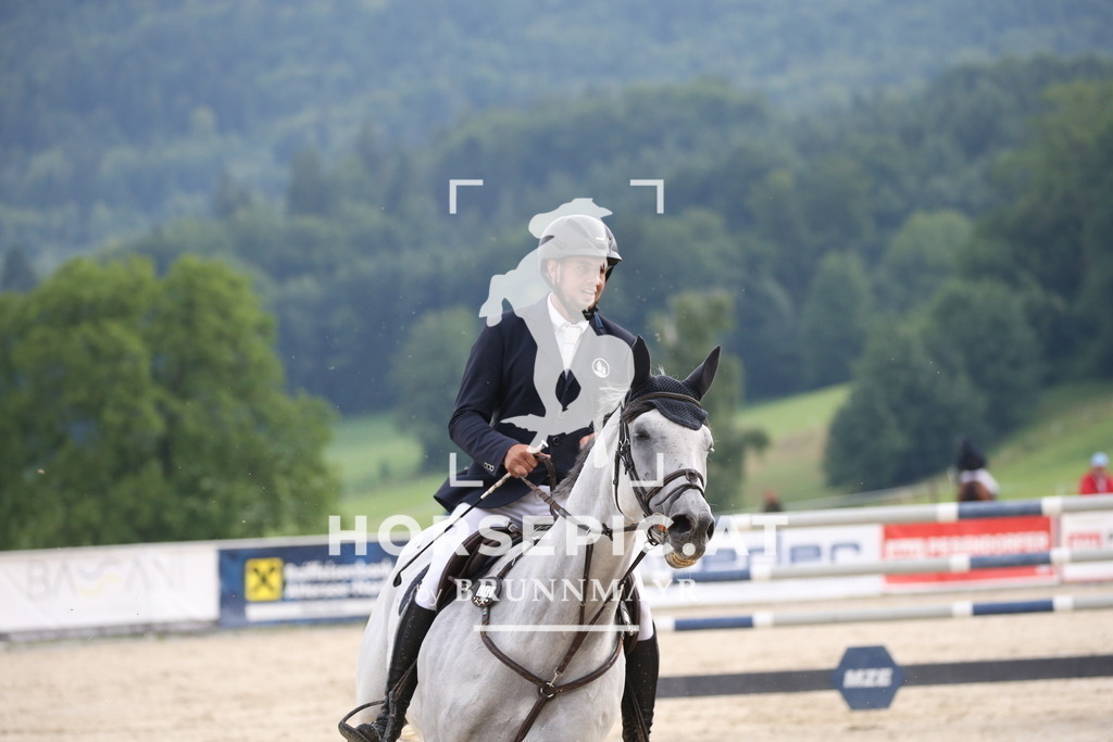 DL2Q2791 | Willkommen bei Brunnmayr - Design & Fotografie – Ihrem Spezialisten für Reitturniere und Pferdeveranstaltungen in Oberösterreich, Salzburg und Bayern! Seit über 17 Jahren sind wir leidenschaftlich dabei.