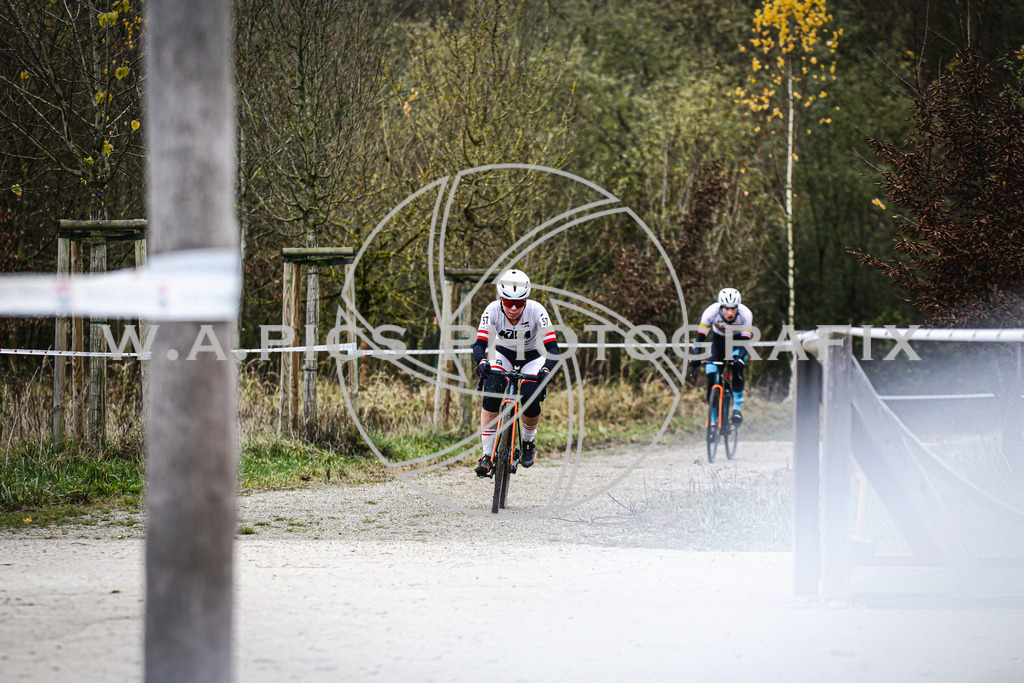 ..... | AUSTRIA, 24.11.24, 3.Radquerfeldein GP um das Sportzentrum Gunskirchen Image shows: Photo: Wapics / Andreas Willdoner