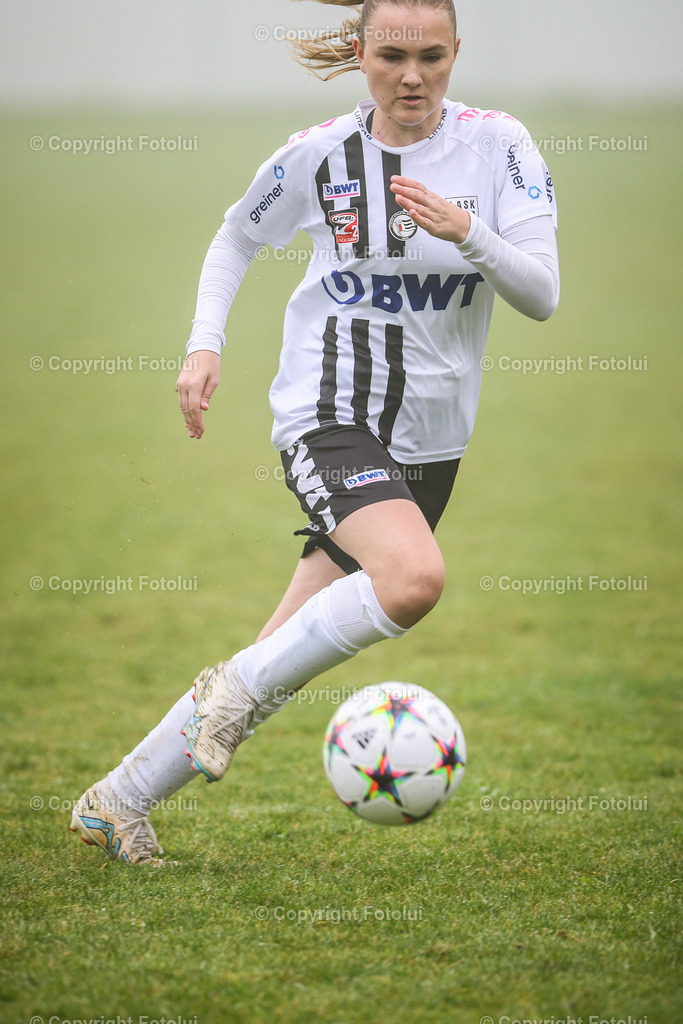A-BINDER_20240601_0017 | St.Stefan,AUSTRIA,01.June.24 - SOCCER - Zaunergroup OOE Ladies Cuo, LASK vs FCPS. Image shows Marlene Bretschneider (LASK).Photo: Sportmediapics.com/ Manfred Binder