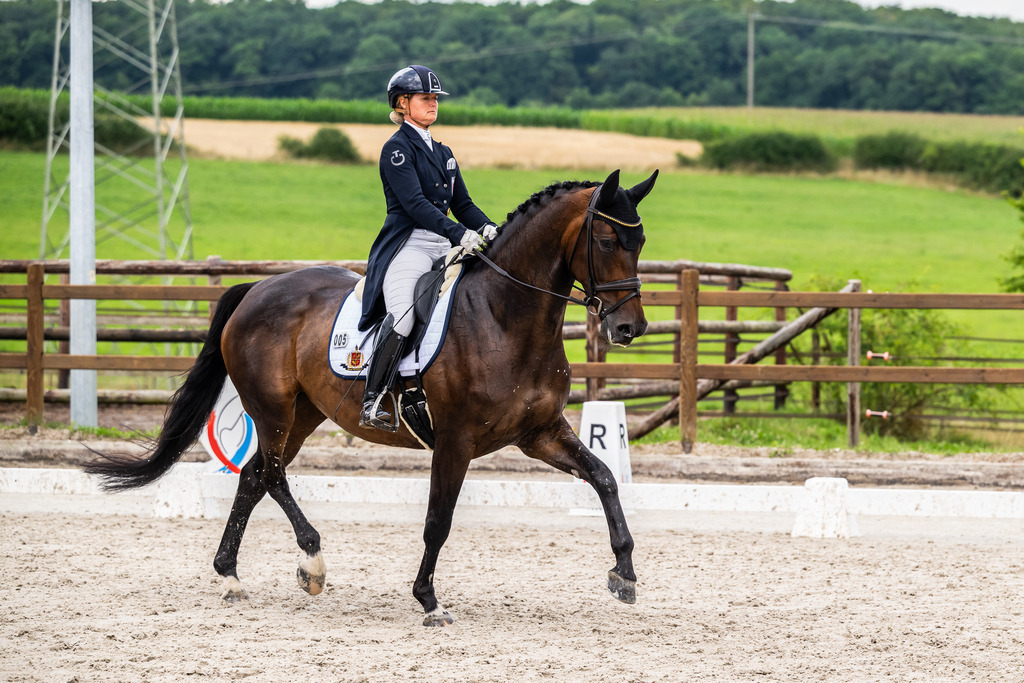 Luxembourg Dressage Championship 2025 - Senior League B | Luxembourg Dressage Championship 2025 - Kristine Møller-Engel on Bon Gregoria - Realisiert mit Pictrs.com