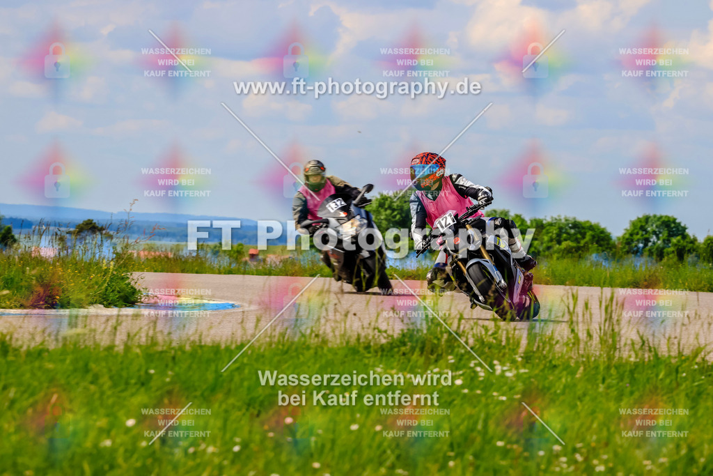 MotoTeam-0770 | Hier findet Ihr Bilder von Touristenfahrten auf der Nürburgring Nordschleife oder von anderen Veranstaltungen die ich besucht habe. Viel Spass beim Durch Schauen 