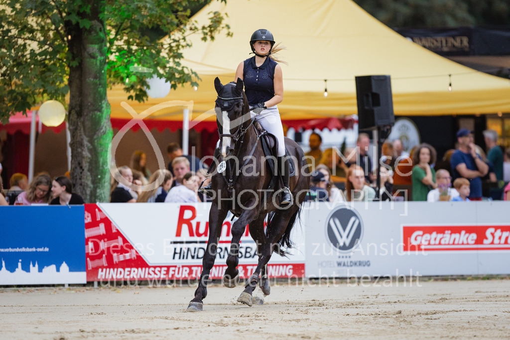 230824_Delbrueck_Mannschaft-400 | Deine schönsten Turniermomente als professionelle Fotos! Entdecke hochwertige Pferdesport-Fotografie im Online-Shop. Jetzt Fotos finden & bestellen!